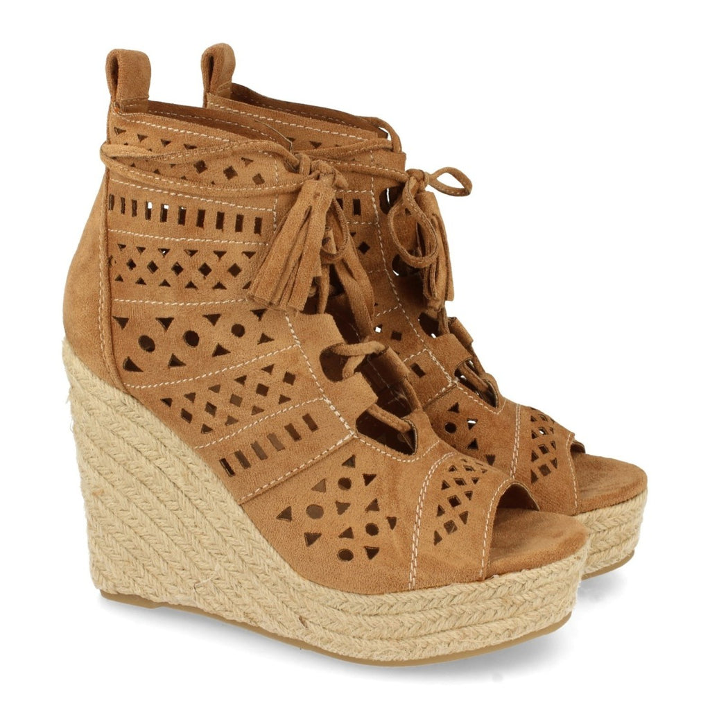 Sandalias Planas Camel Mujer