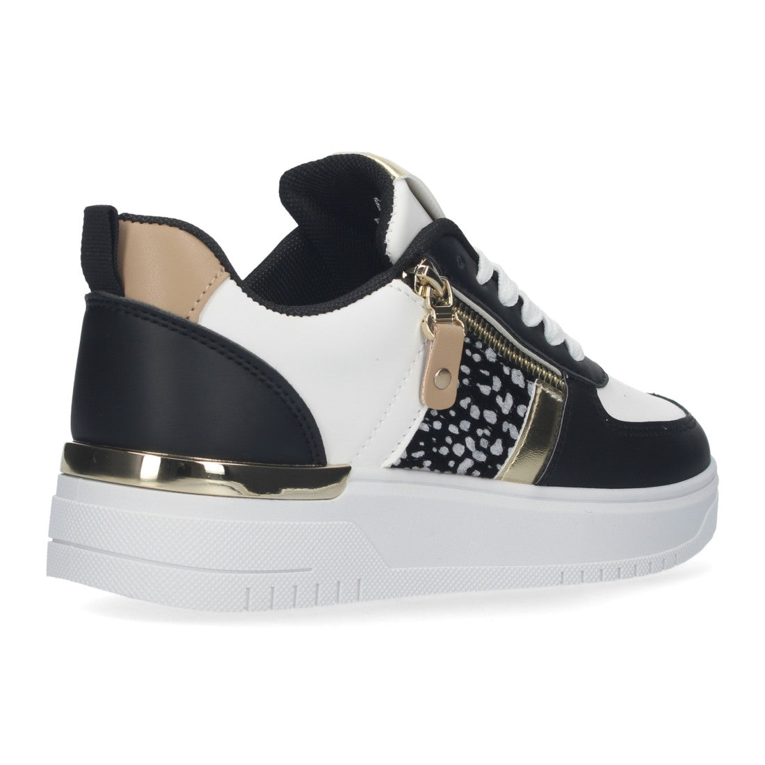 Zapatillas Negras Casual - Poder Atemporal