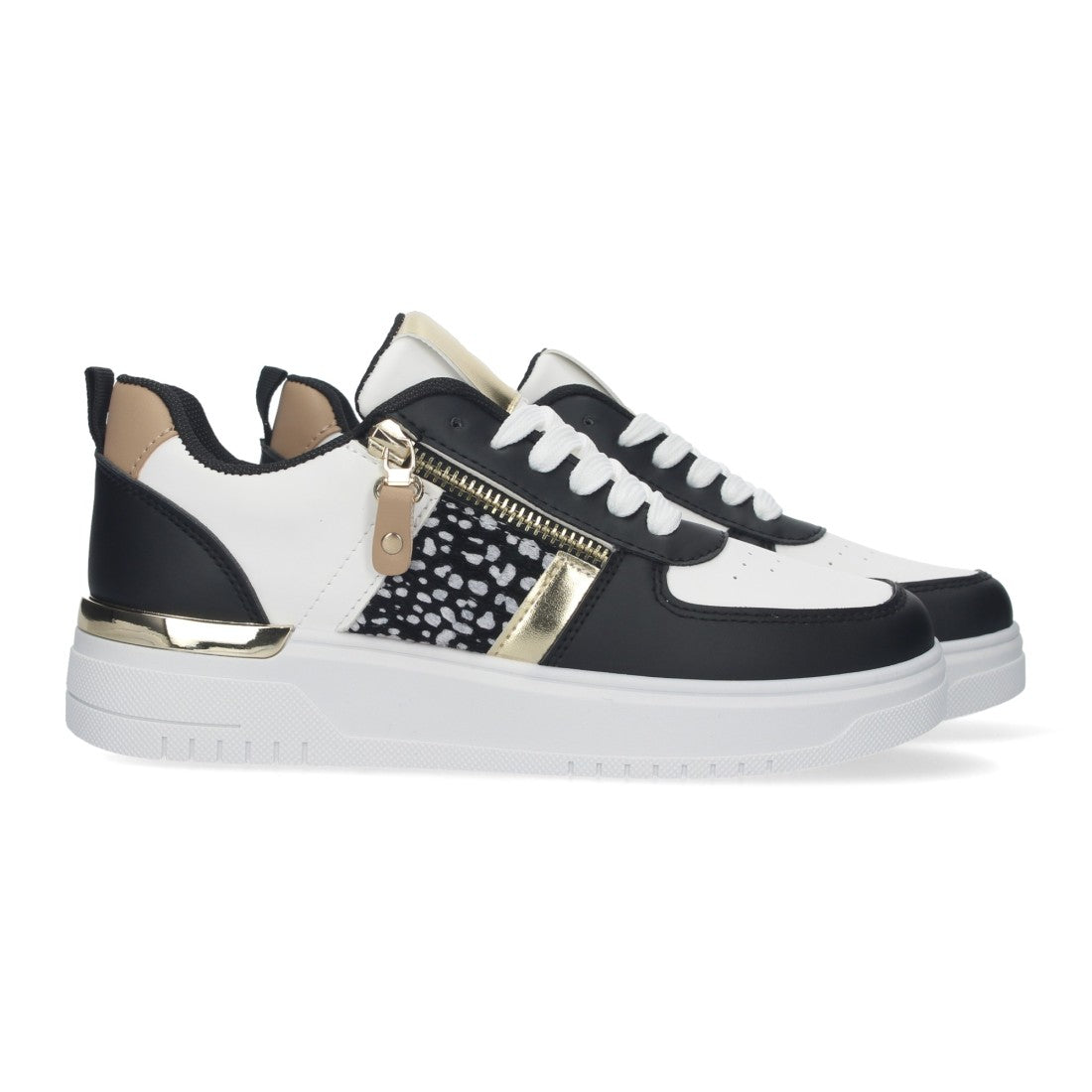 Zapatillas Negras Casual - Poder Atemporal