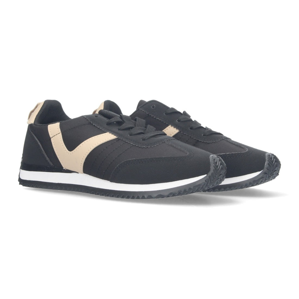 Zapatillas Negras Casual - Versatilidad Total