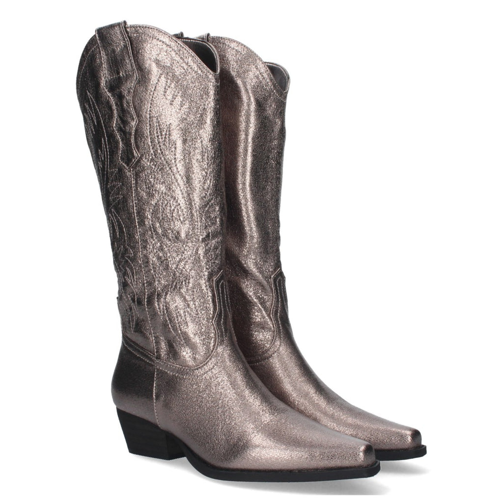Elegante hohe graue Stiefel mit Absatz