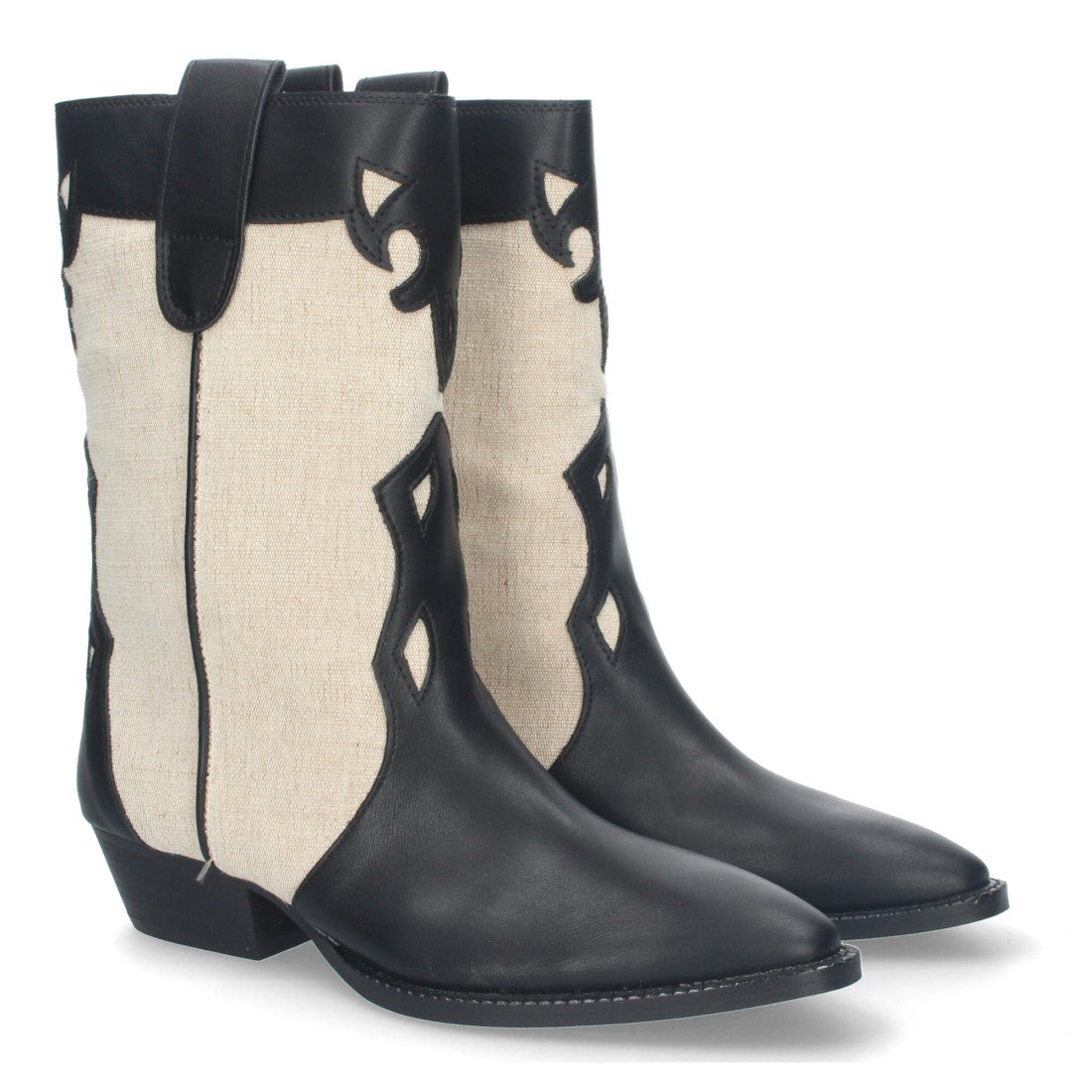 Elegante schwarze Stiefel mit Absatz