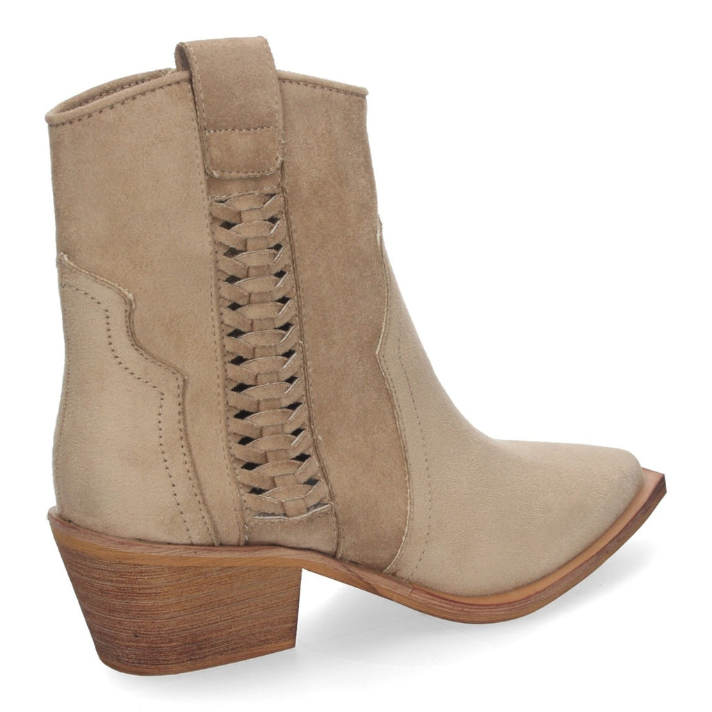 Elegante beige Stiefel mit Absatz