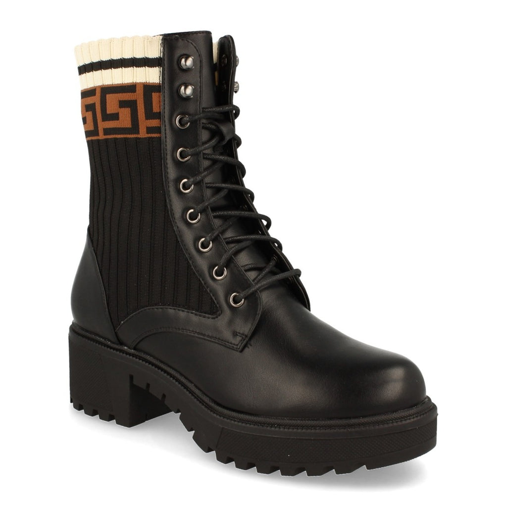 Botines Elegantes Negro con Detalles Distintivos