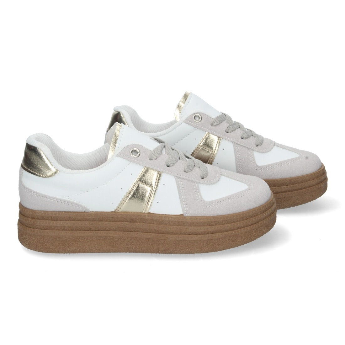 Zapatillas Doradas - Lujo Deportivo