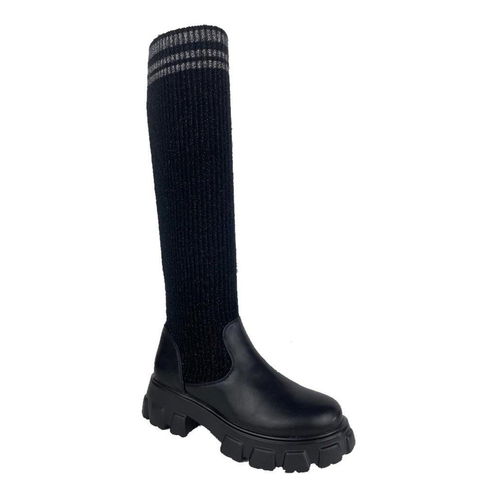 Botas Negras con Plataforma Bordado y Elástico