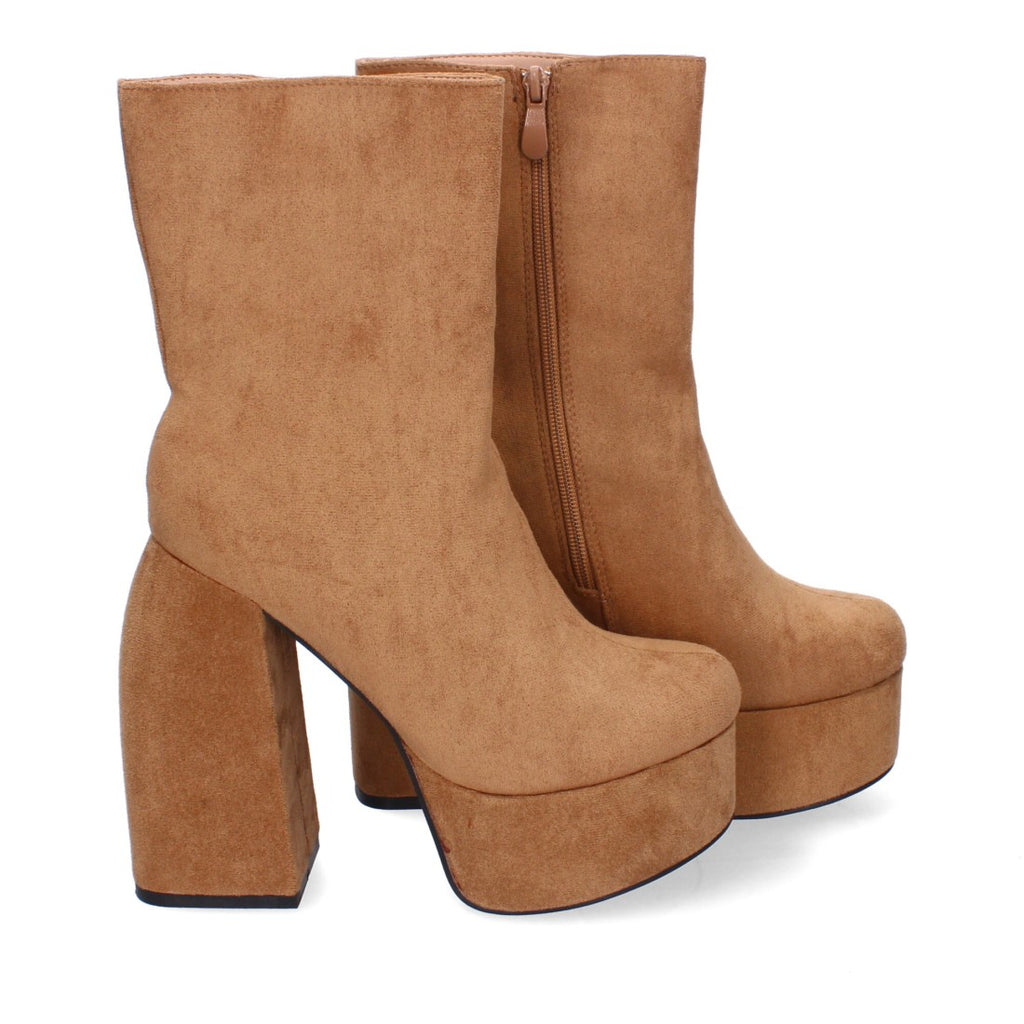 Botas con Tacón Grueso y Plataforma - Marrón
