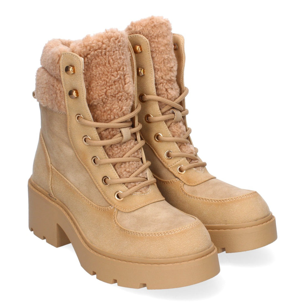 Botines Elegantes Kaki con Detalles Distintivos