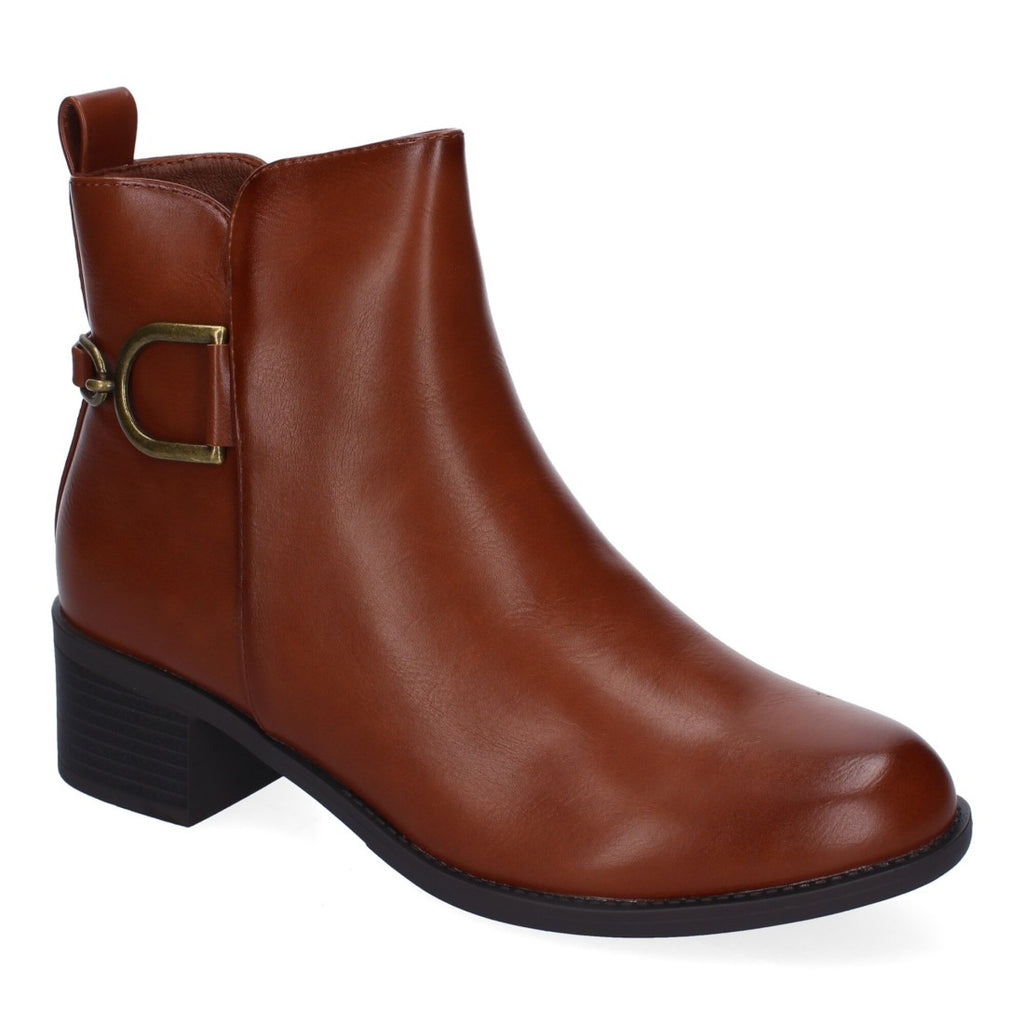 Botines Elegantes Camel con Detalles Distintivos