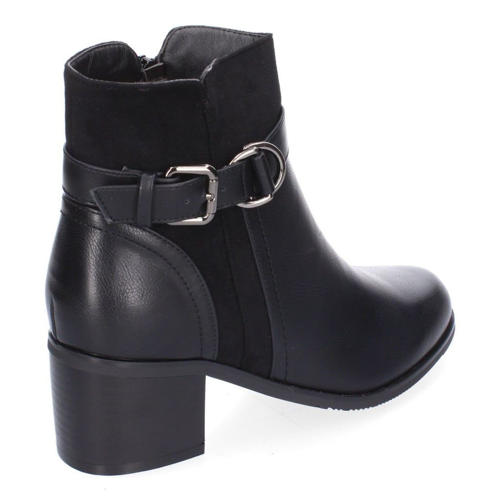 Botines Elegantes Negro con Detalles Distintivos