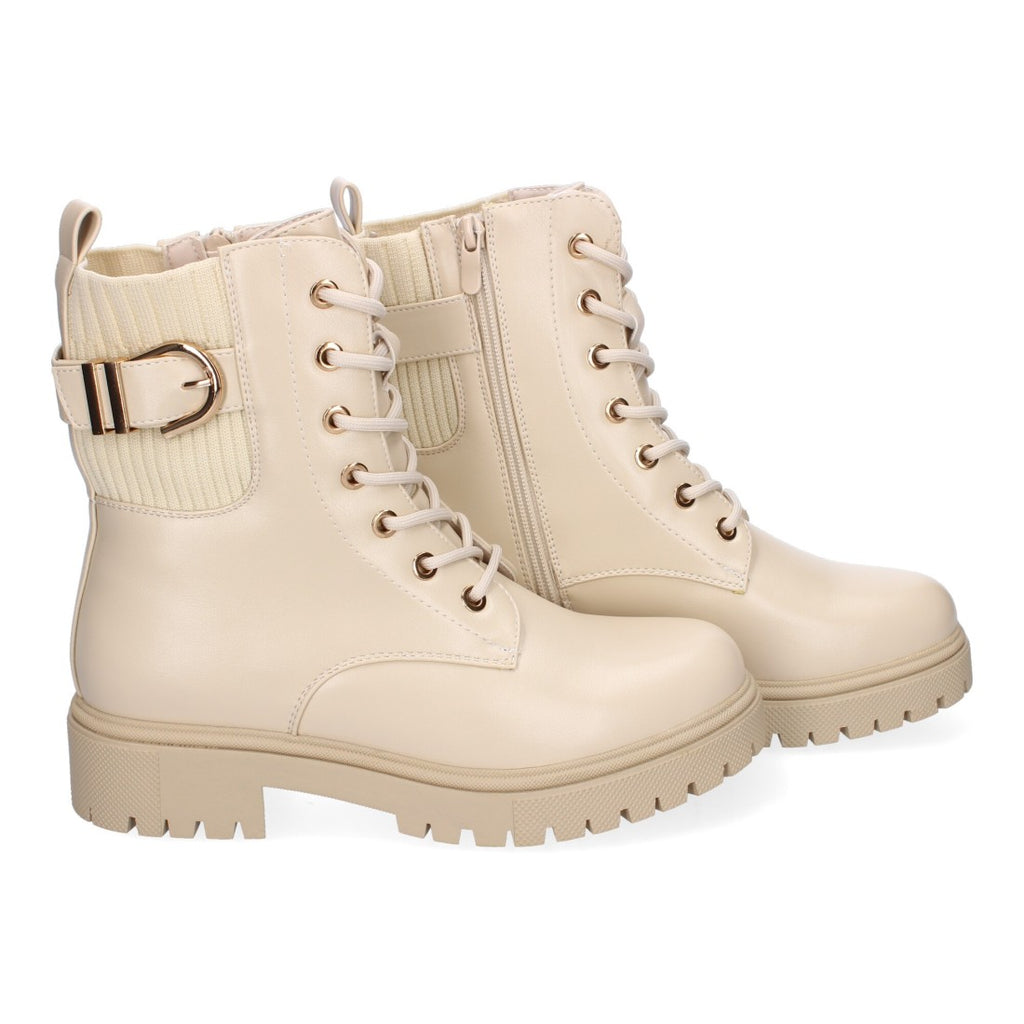 Botines Elegantes Beige con Detalles Distintivos