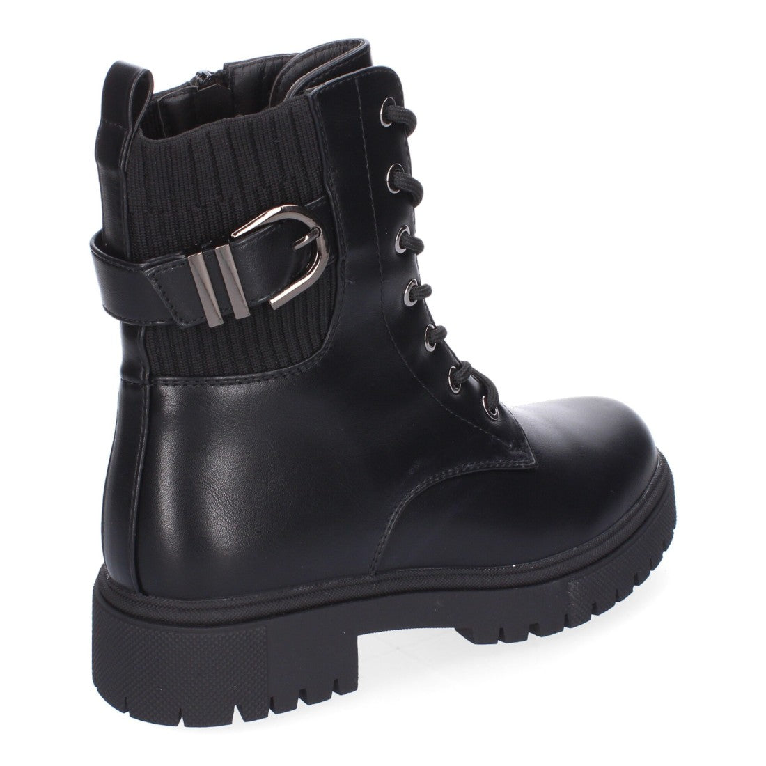 Botines Elegantes Negro con Detalles Distintivos