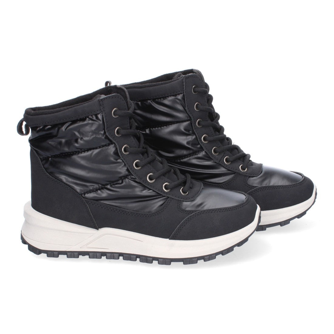 Elegante schwarze Stiefel mit Absatz