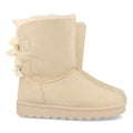 Botines Elegantes Beige con Detalles Distintivos