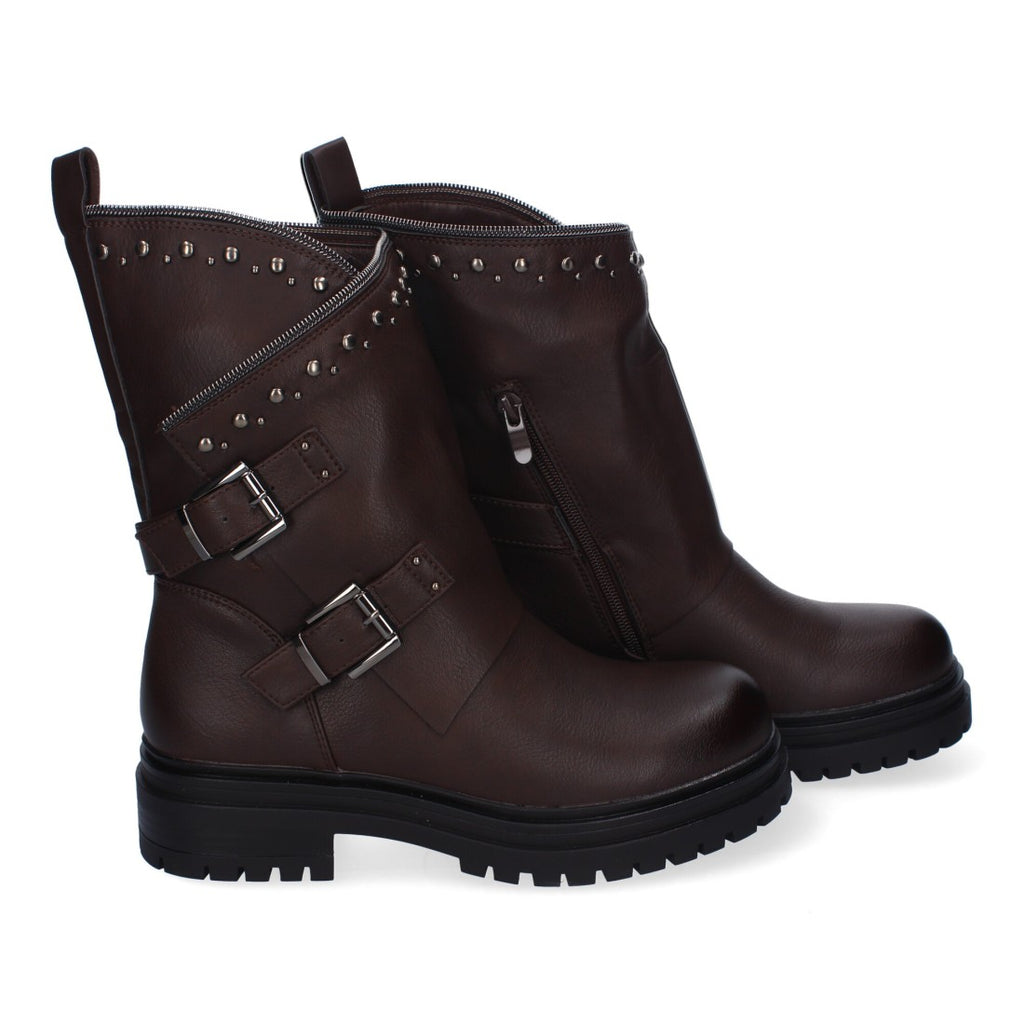 Botas Marrones Moteras con Tachuelas y Suela Dentada