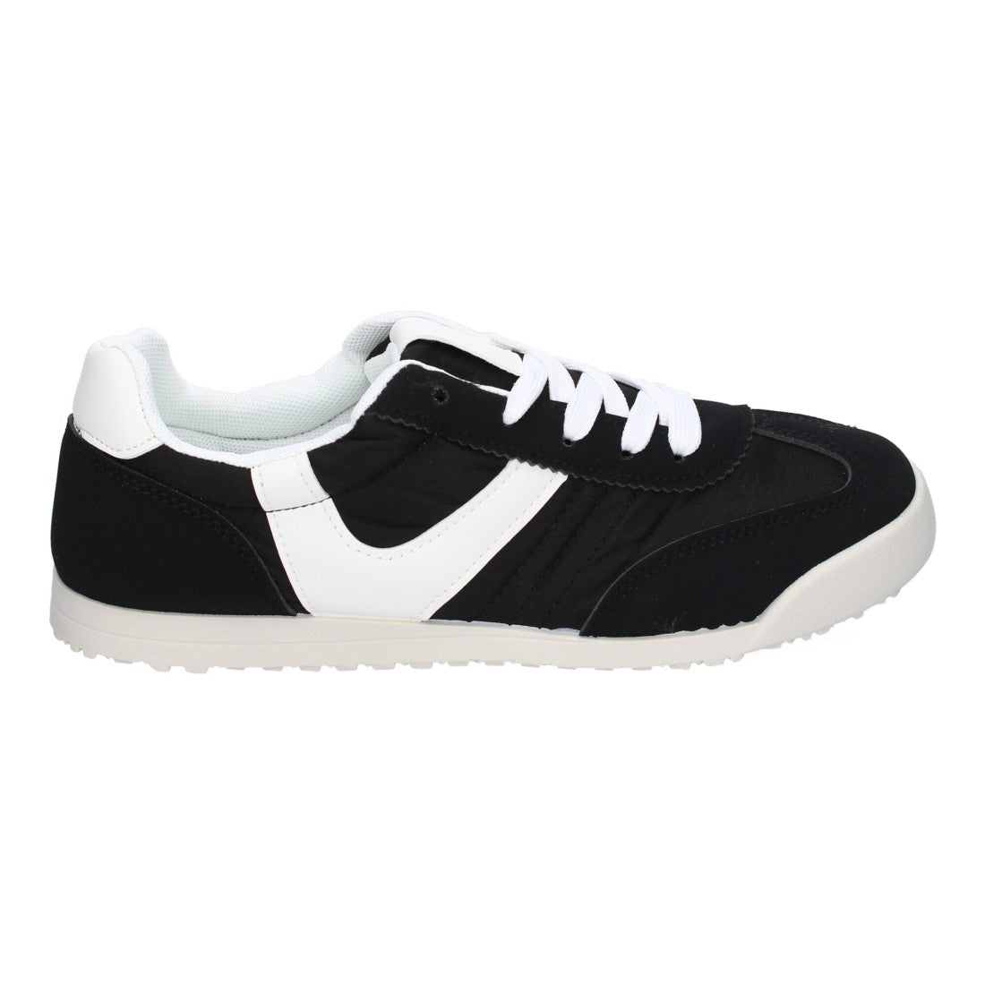 Zapatillas Negras Casual - Elegancia Esencial