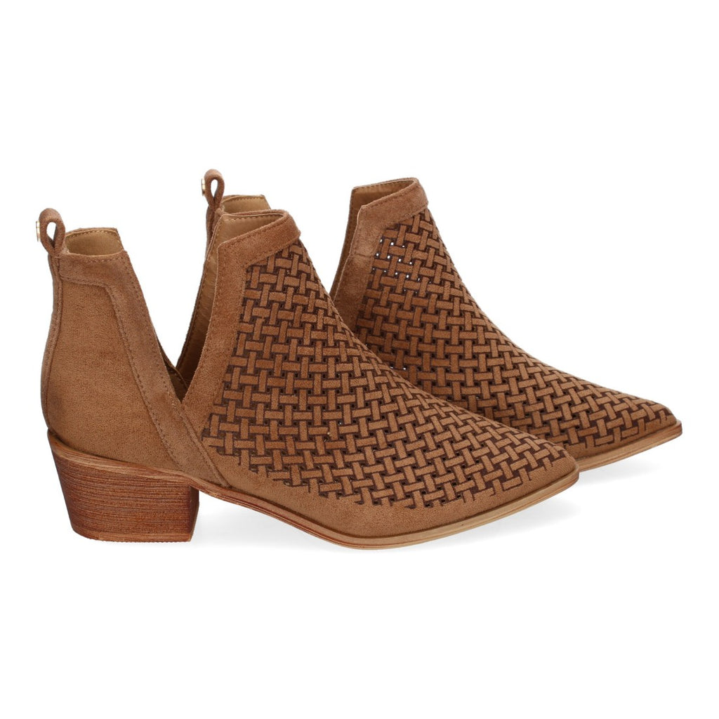 Botines Calados Elegantes - Camel