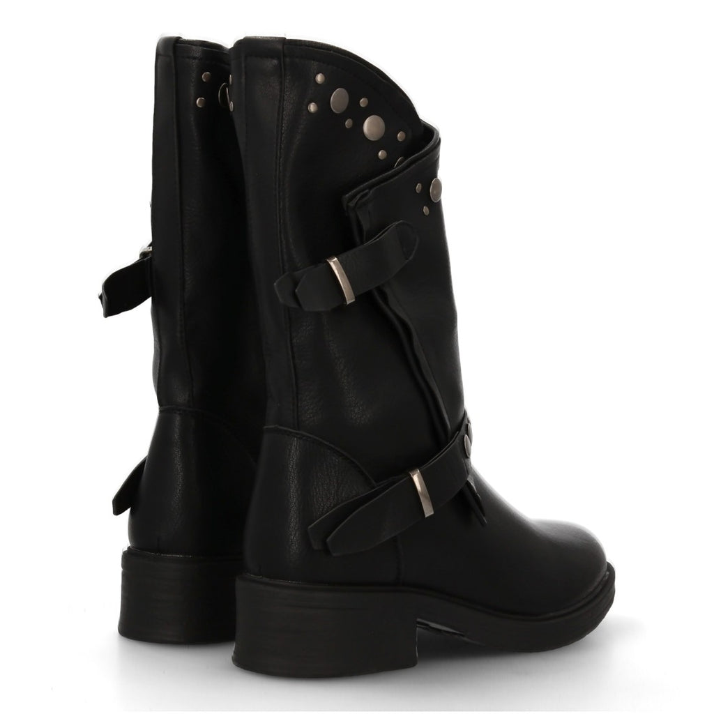 Elegante schwarze Stiefel mit Absatz
