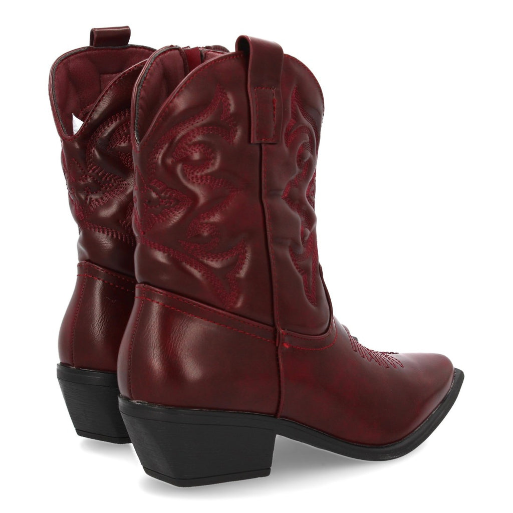 Botas Burdeos Altas - Sofisticación Intensa