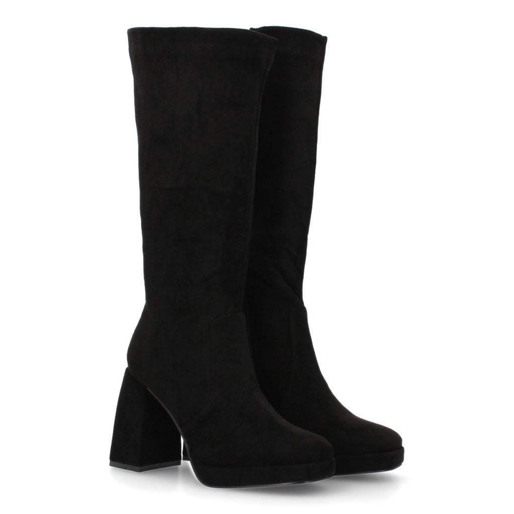 Elegante, mondäne schwarze Stiefel mit Absatz