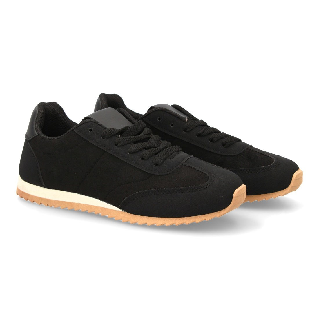 Zapatillas Negras Urbanas - Poder Esencial