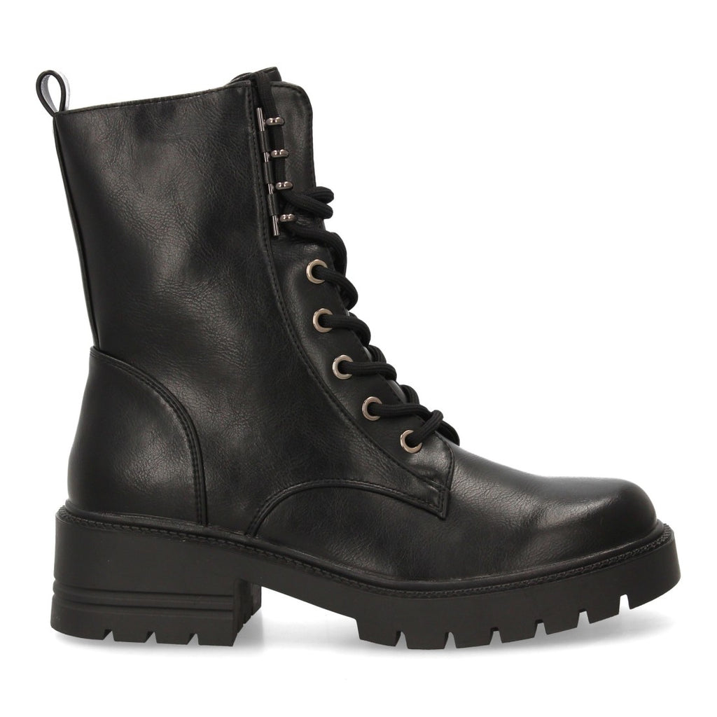 Schwarze Militärstiefel mit Schnürsenkeln und dicker Sohle