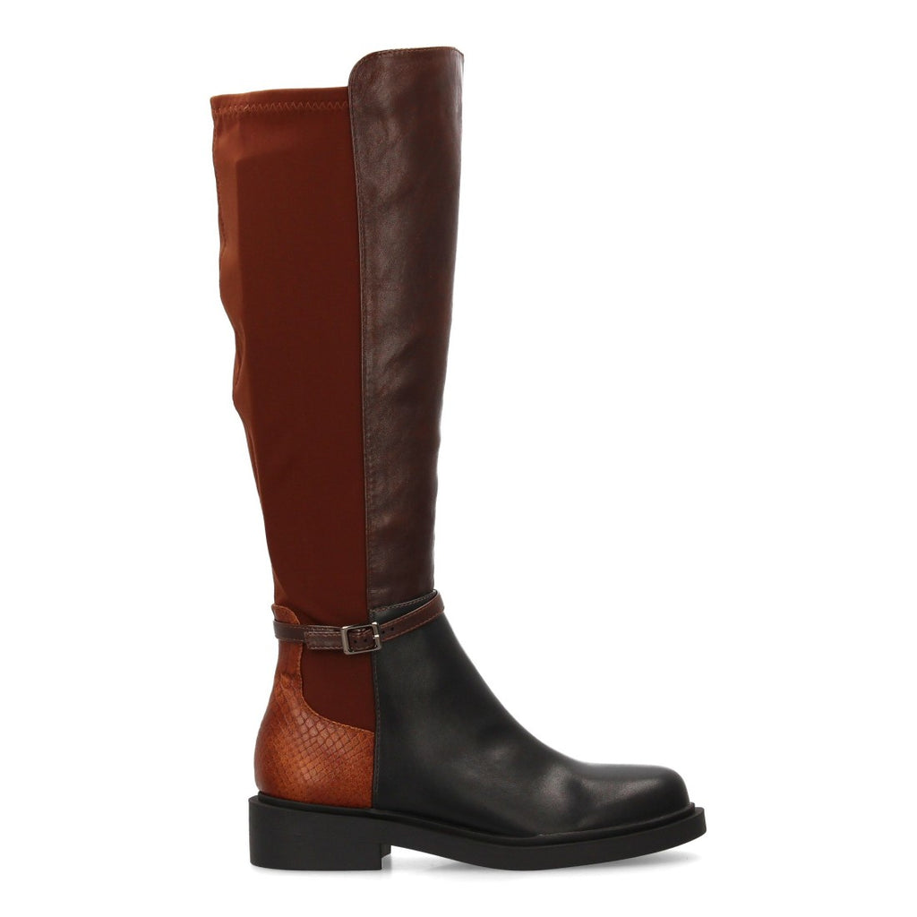 Elegante Stiefel mit Schlangenmuster und Absatz