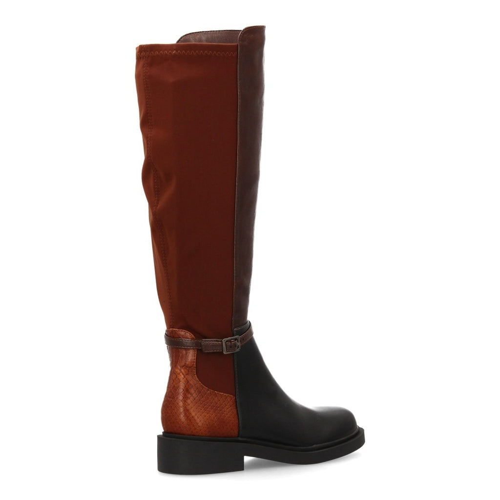 Elegante Stiefel mit Schlangenmuster und Absatz