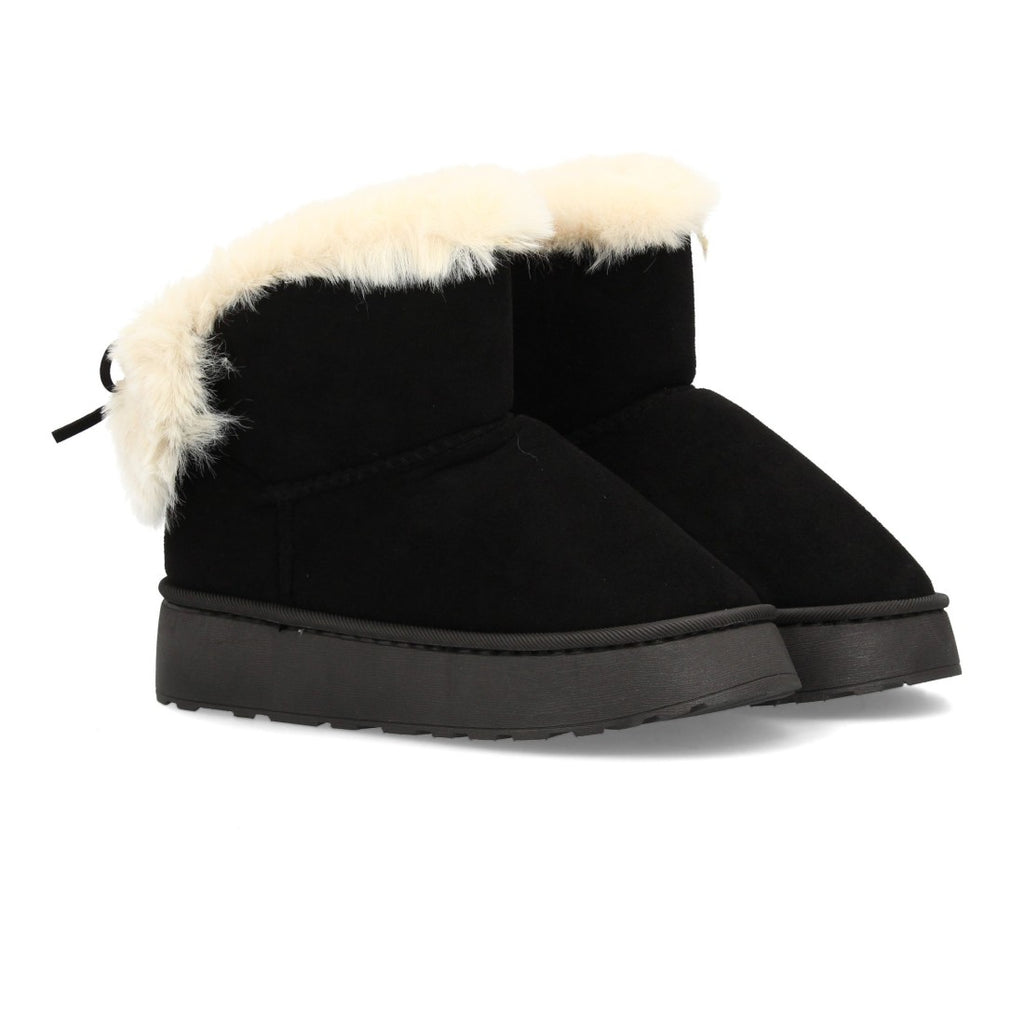 Botas Negras Altas - Elegancia Atemporal