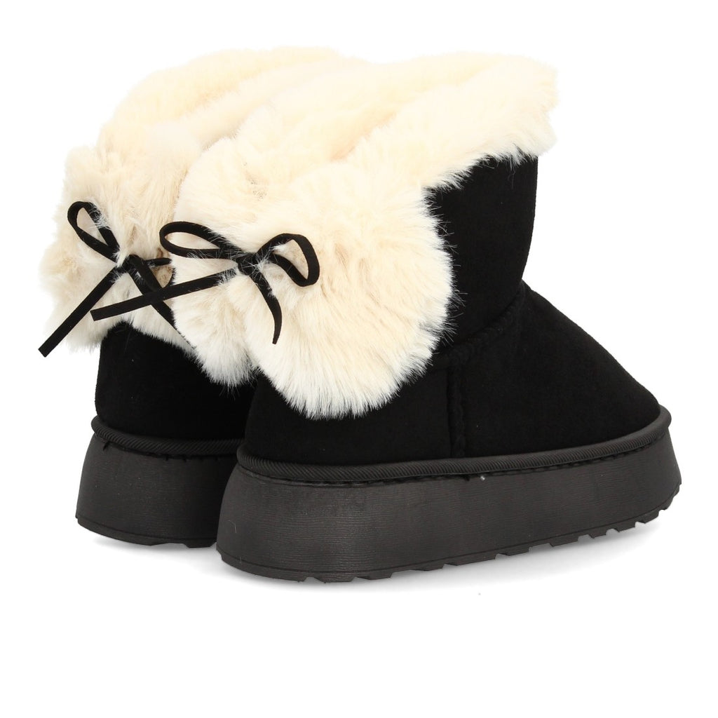 Botas Negras Altas - Elegancia Atemporal