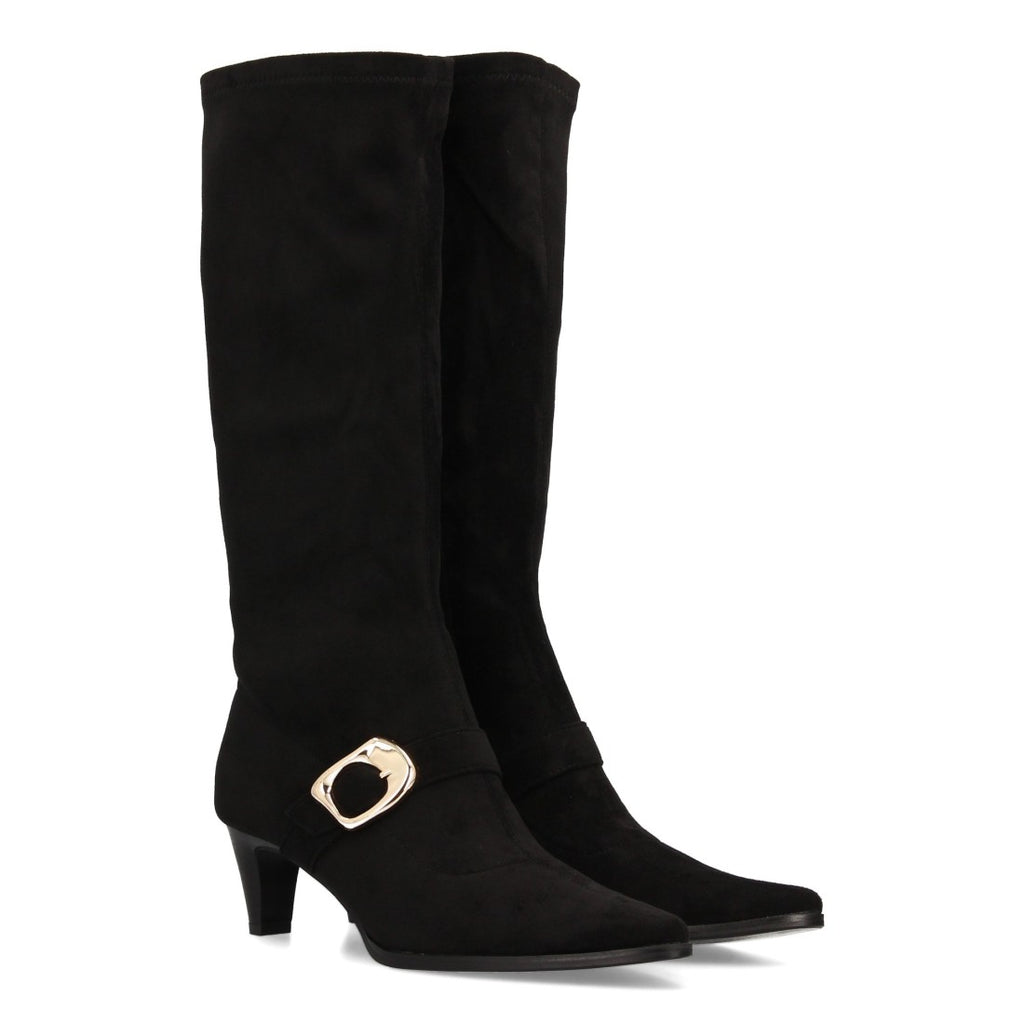 Bequeme schwarze Stiefel im urbanen Stil