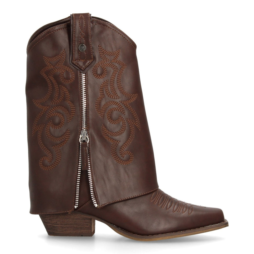 Elegante braune Stiefel mit Absatz