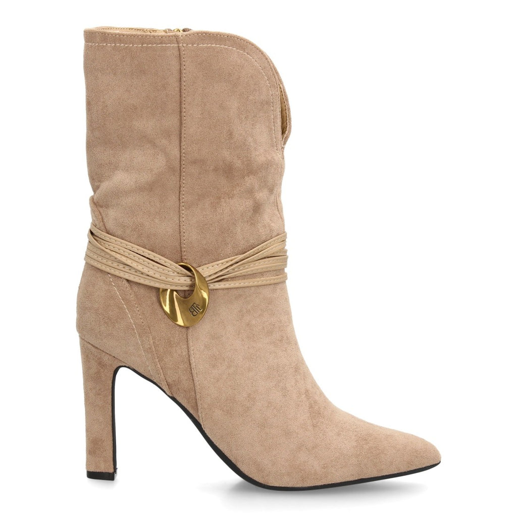 Botas Beige Elegantes con Tacón