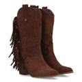 Elegante hohe braune Stiefel mit Absatz