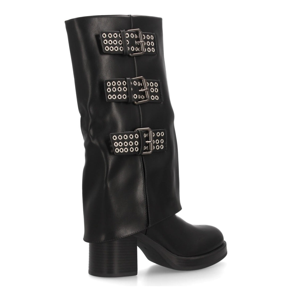 Elegante schwarze Stiefel mit Absatz