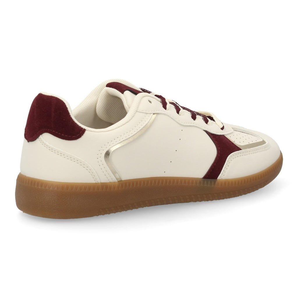 Weiße Sneaker für Damen | Sportliche Reinheit und frischer Stil
