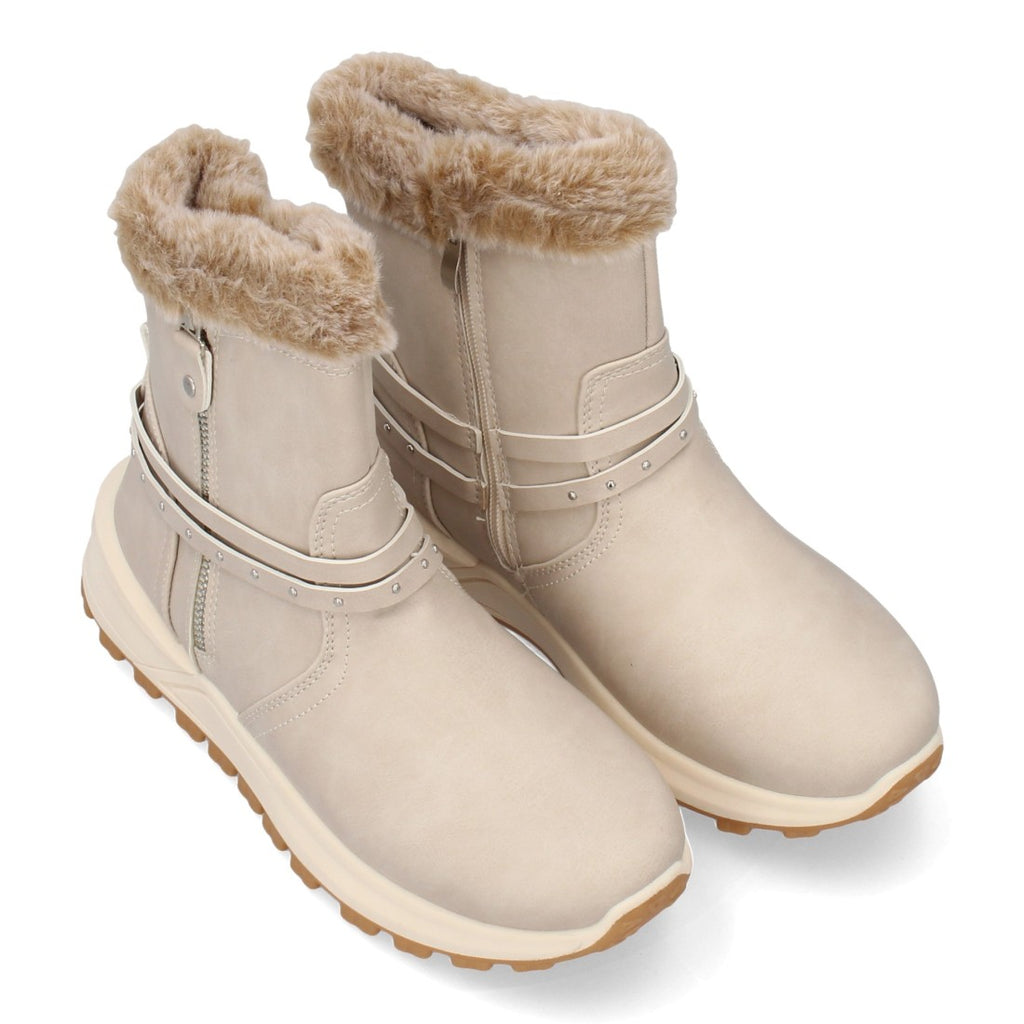 Elegante beige Stiefel mit Absatz
