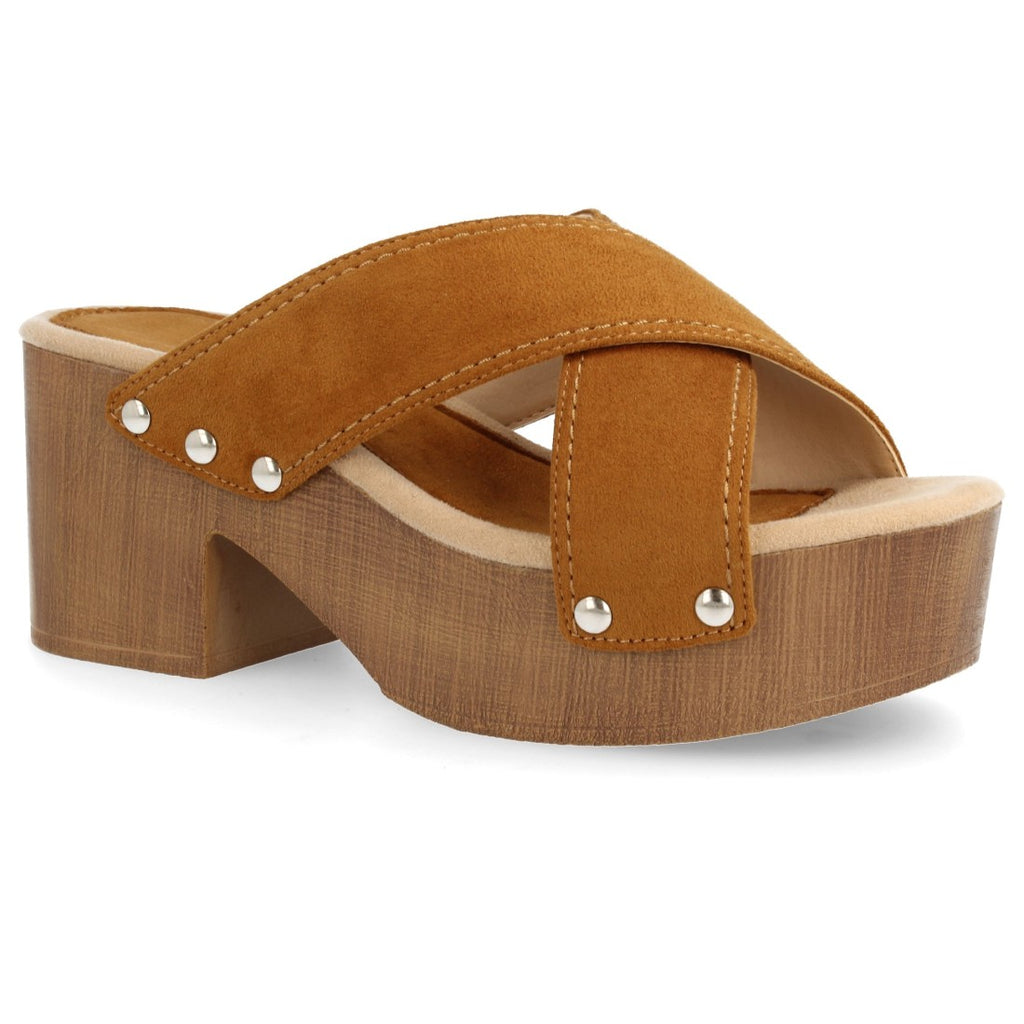 Sandalias Camel Mujer Plataforma Tiras Cruzadas Clavadas Madera
