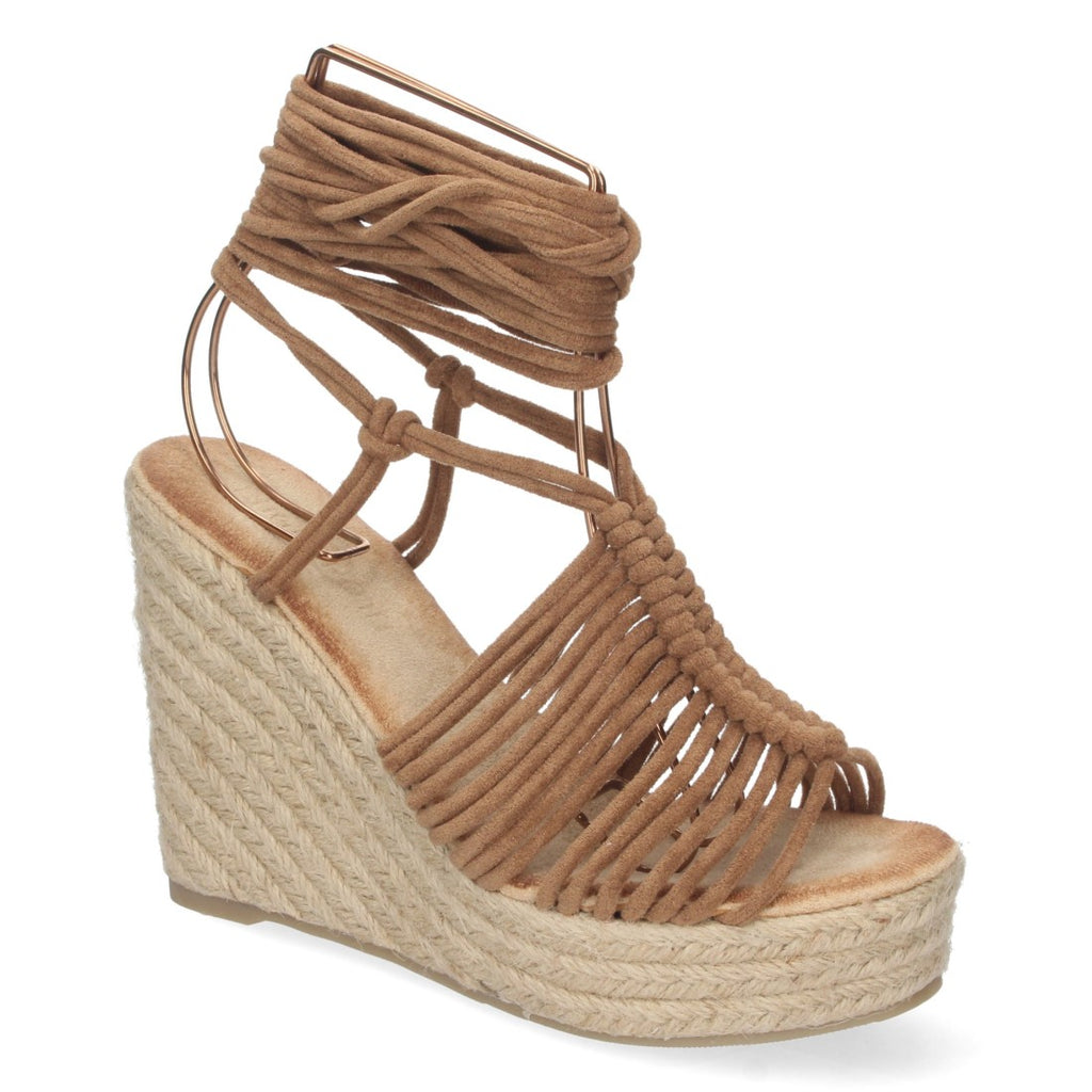 Sandalias Camel Planas Sofisticadas Mujer