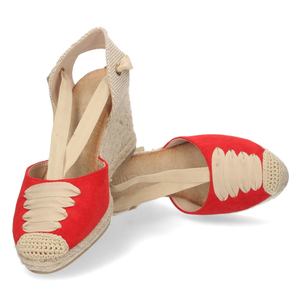 Rote Sandalen, Keilabsatz, Jute, geschlossener Vorderfuß, Schnürung