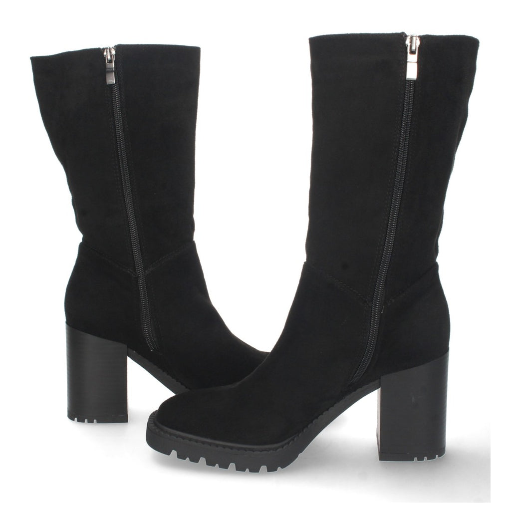 Schwarze elegante moderne Stiefel mit Absatz