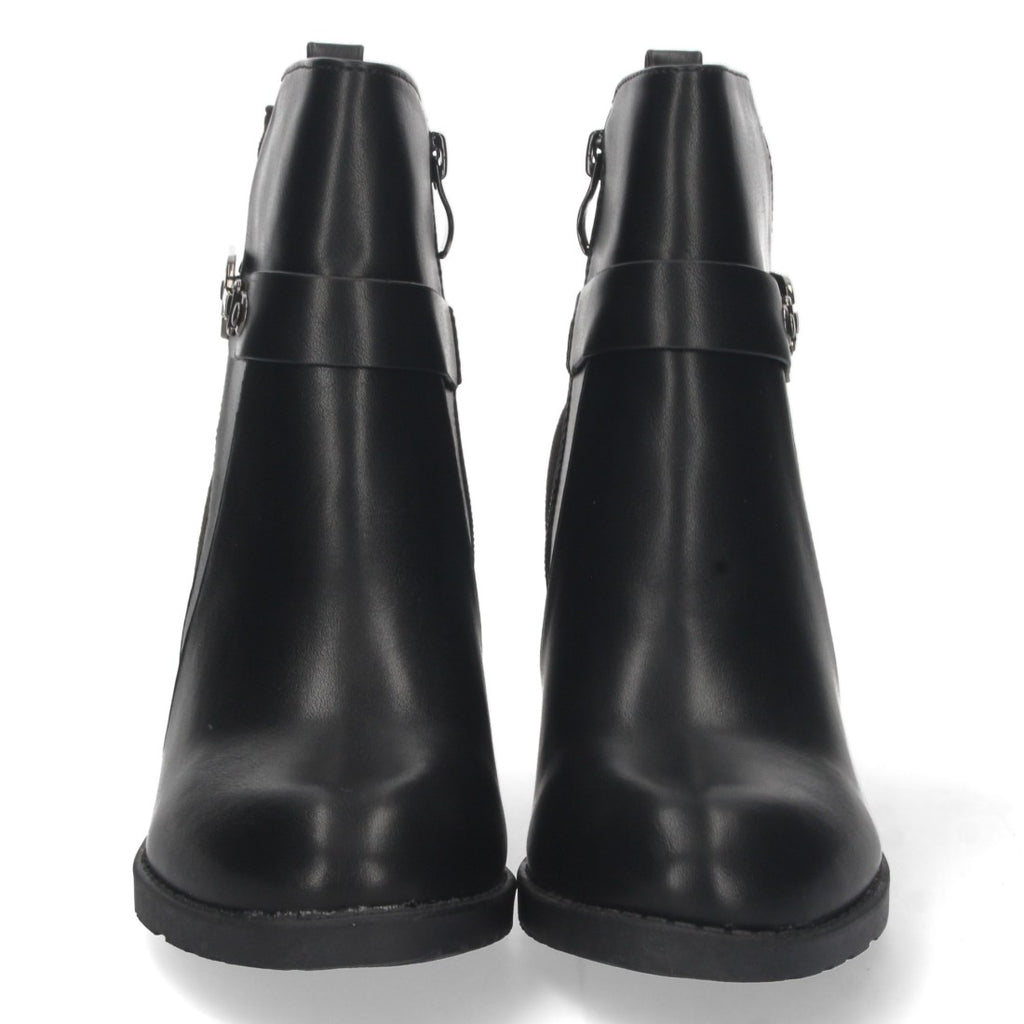 YC8557-Negro
