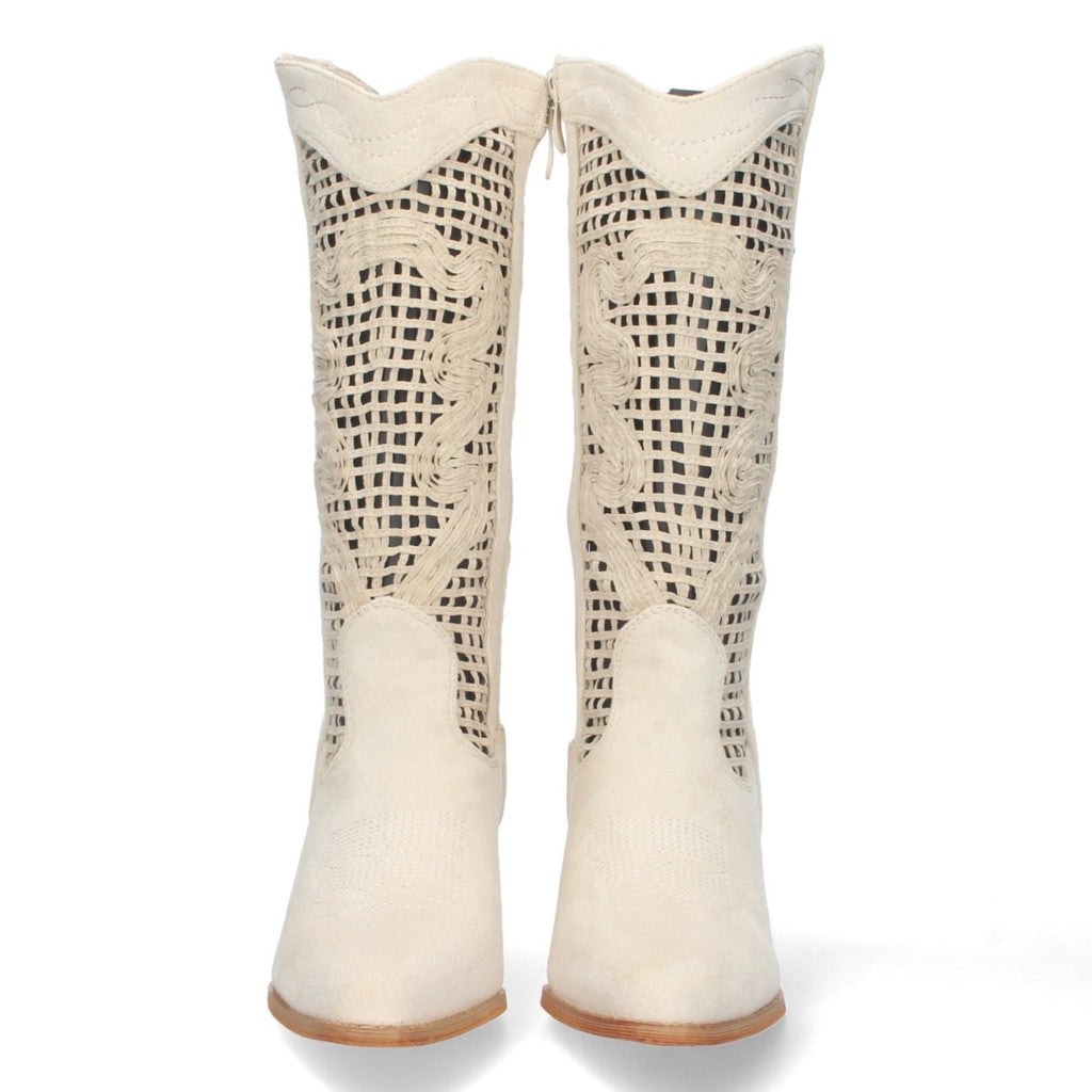 Botas con Tacón y Calados Decorativos - Beige