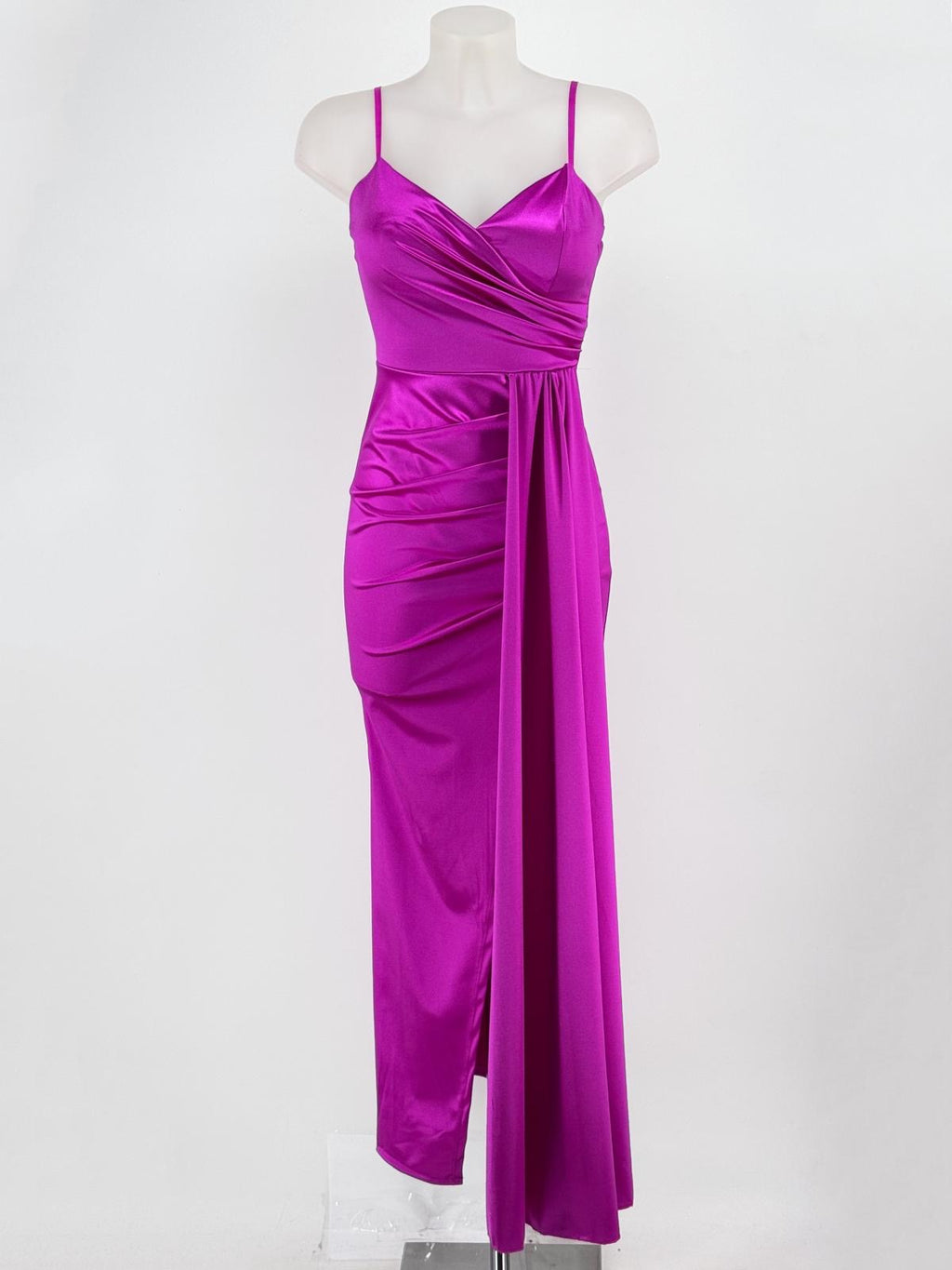 Vestido Fucsia Satinado con Tirantes - Elegancia Mediterránea