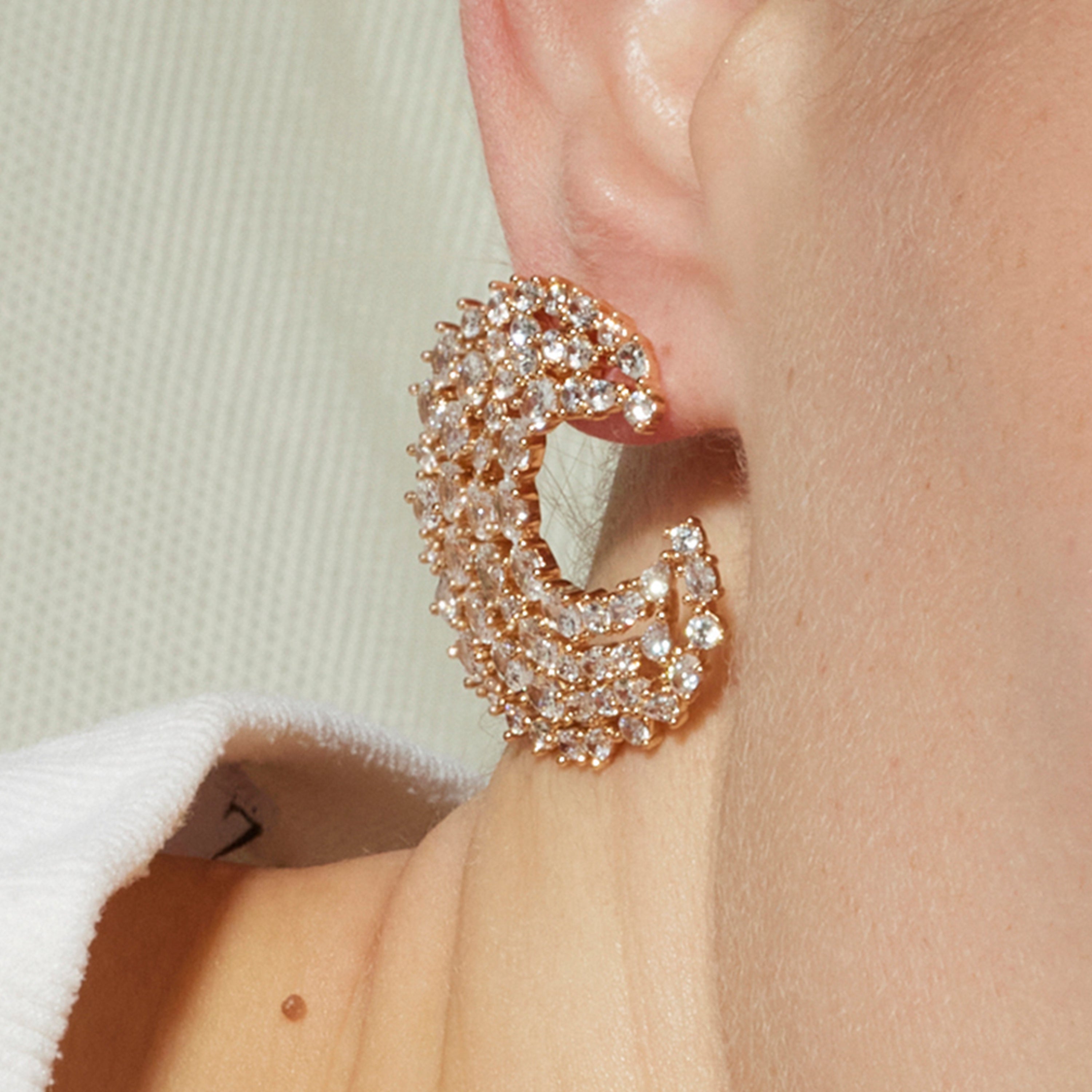 Pendientes con Circonita Brillante acabado oro 18k - Riaer