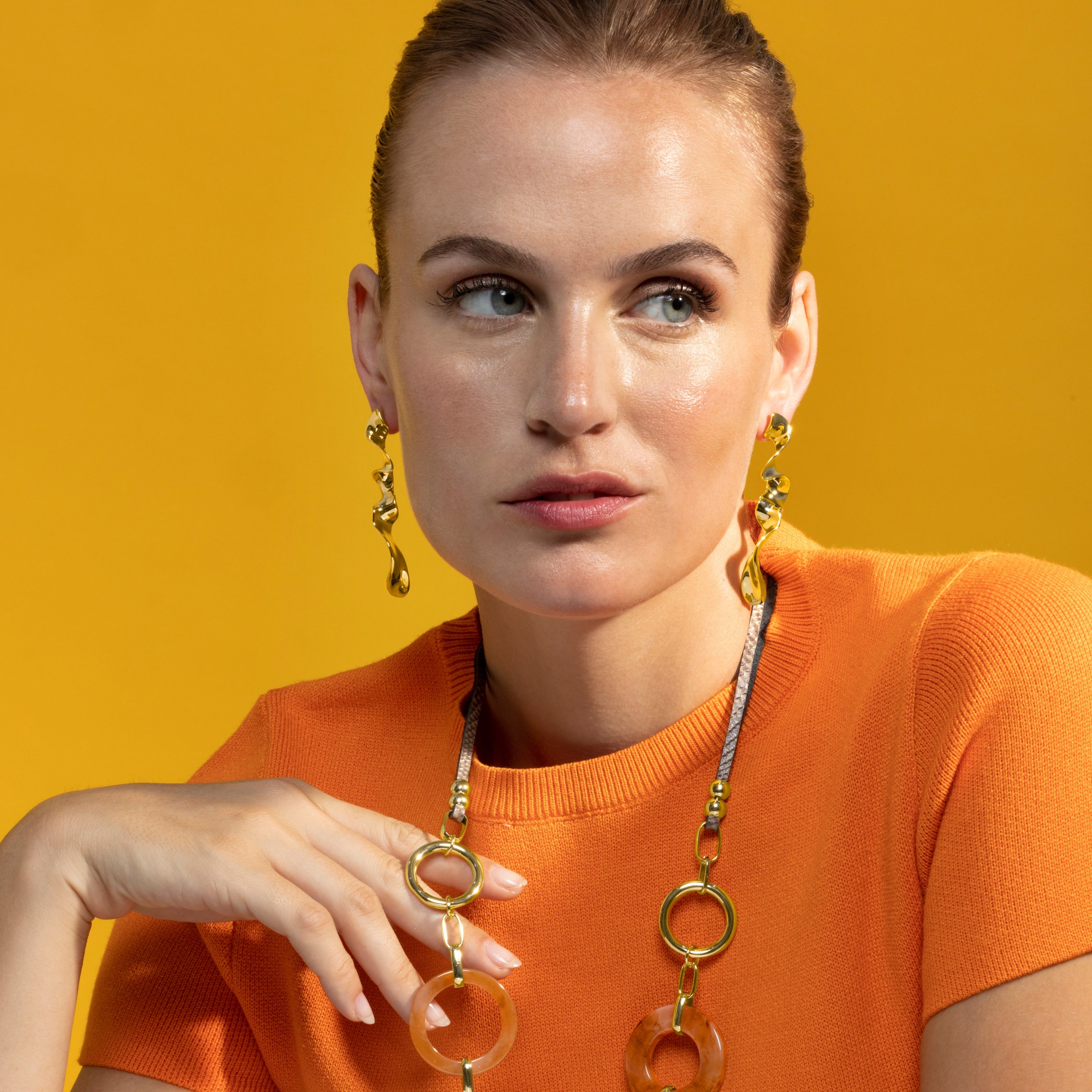 Pendientes acabado oro 18k - Triyie