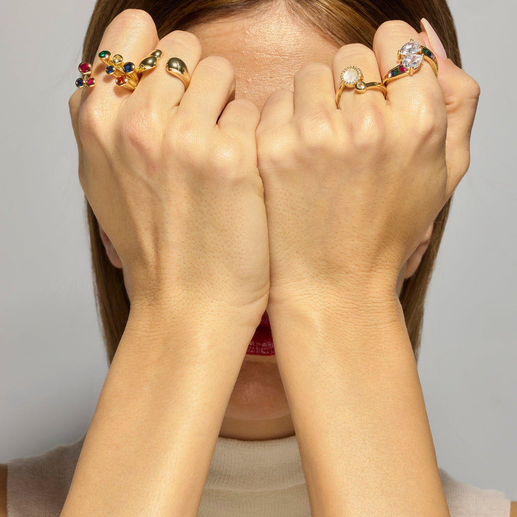 Anillo con Lacado Negro acabado oro 18k - Yter