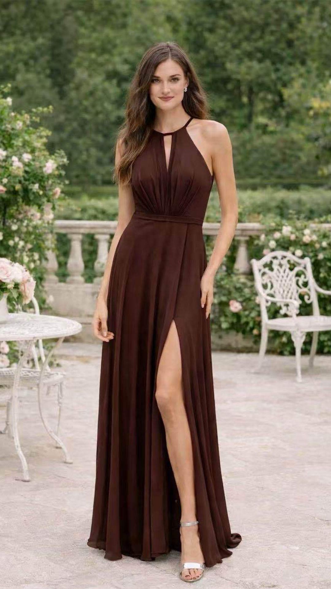 Vestido Largo Halter Marrón Chocolate | Keyhole y Abertura Lateral