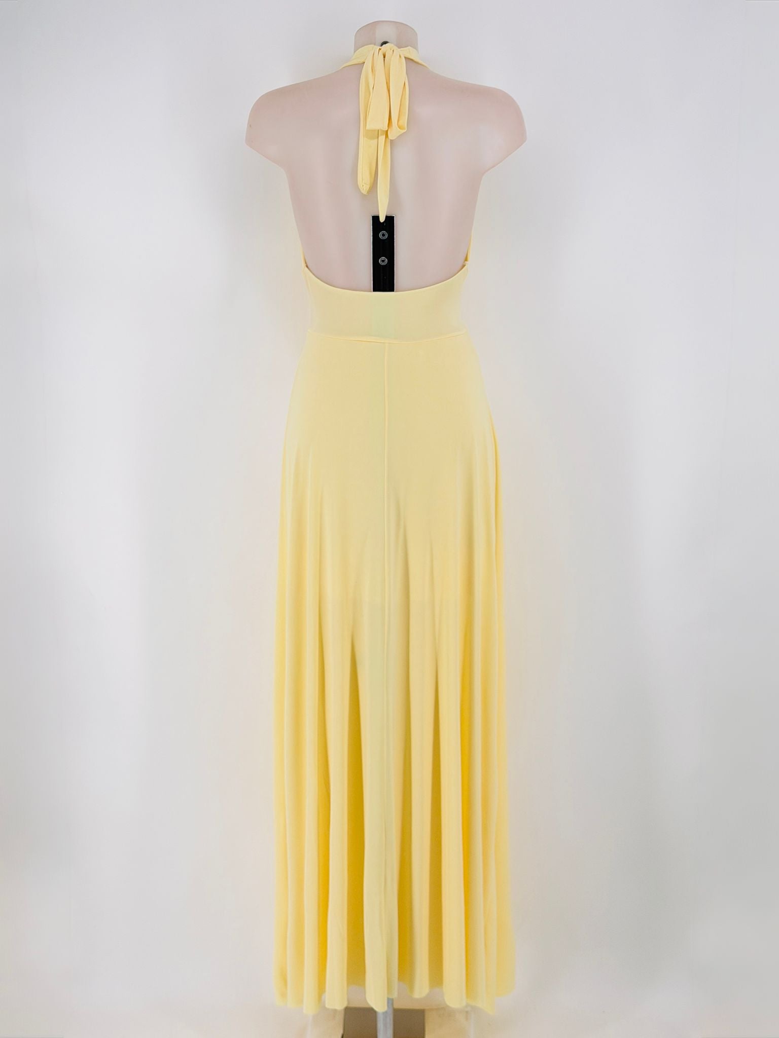 Vestido Amarillo Pastel Halter - Vestido de Fiesta Elegante con Broche Joya