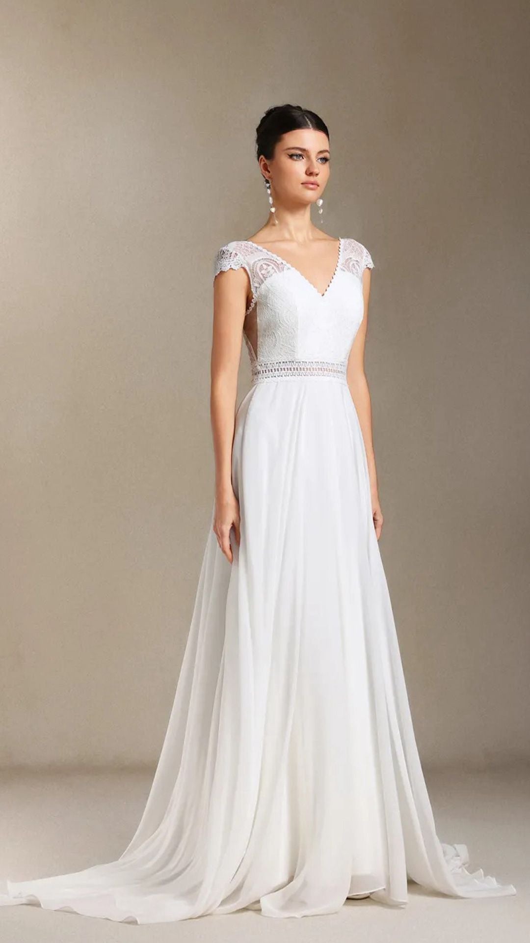 Vestido de Novia Boho Chic con Encaje y Escote en V- EXCLUSIVO ONLINE